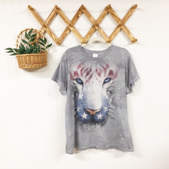 The Mountain Tops - The Mountain | Stars & Stripes Tiger Graphic Tee